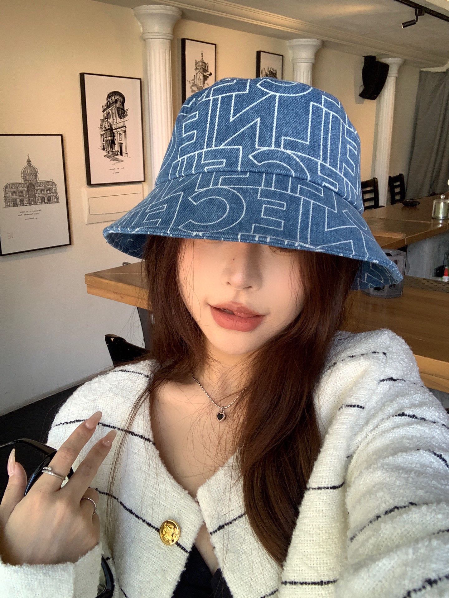Streetwear Hat Celine 328900 - vstockx