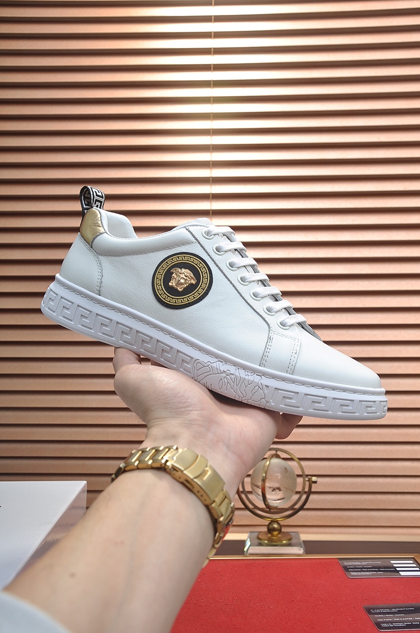 Versace Greca Sneaker 27 - vstockx