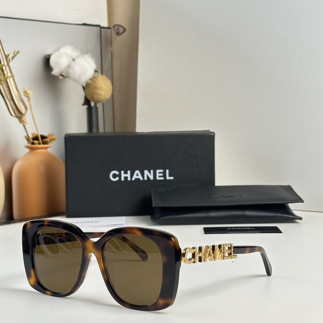 Sunglasses Chanel CH5422B - vstockx