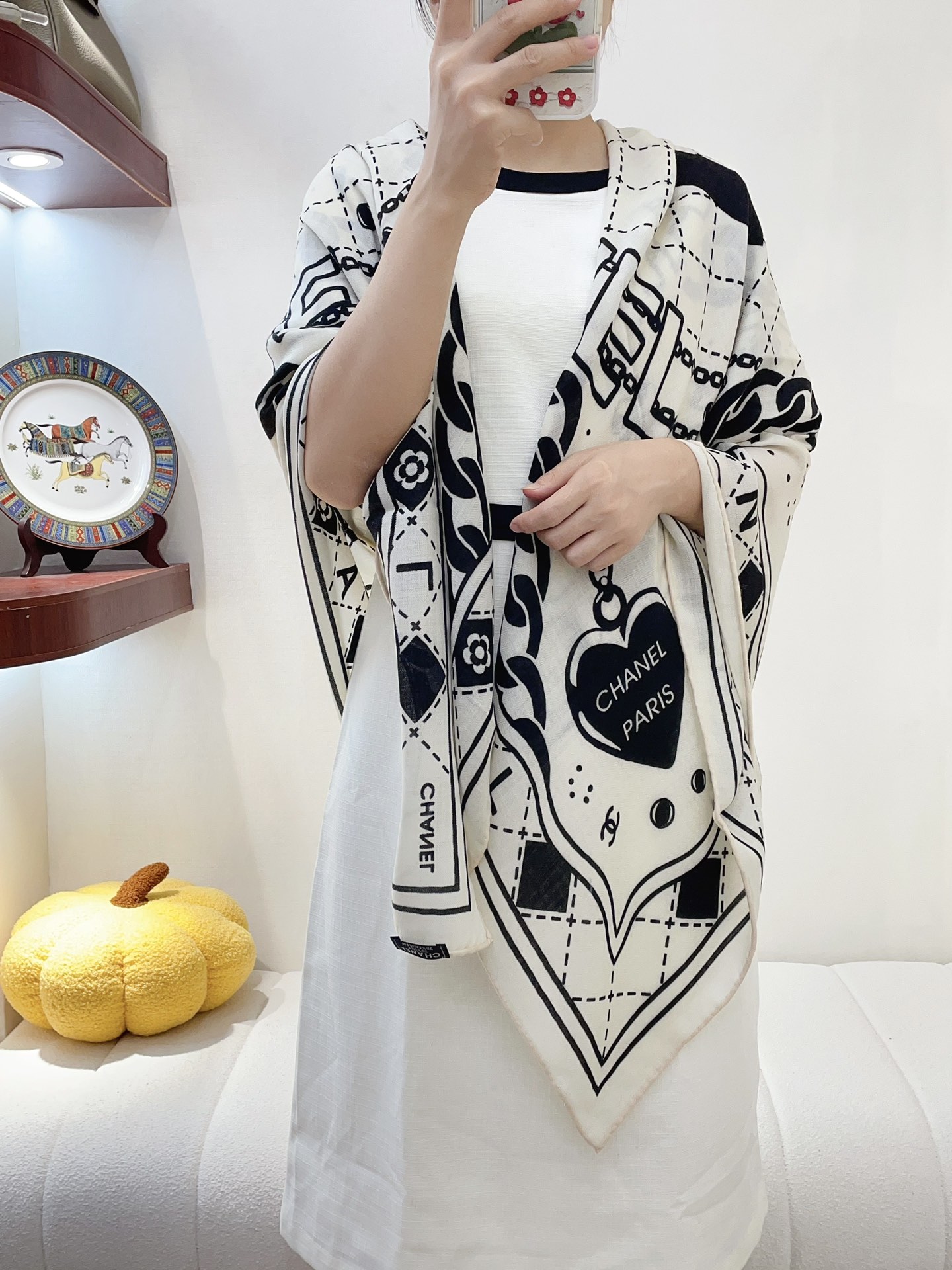 Streetwear Scarf CHANEL 328831 size:140*140cm - vstockx