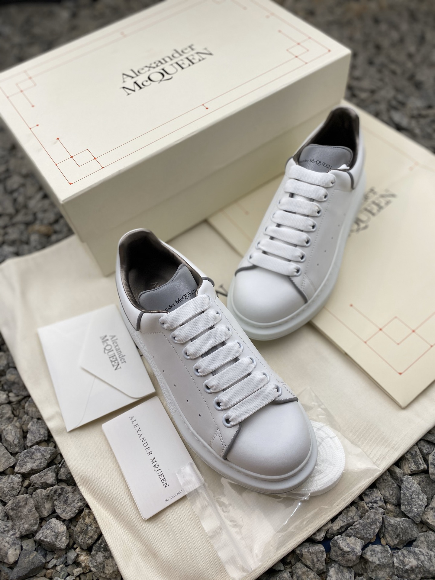 Alexander McQueen Oversized Reflective White - vstockx