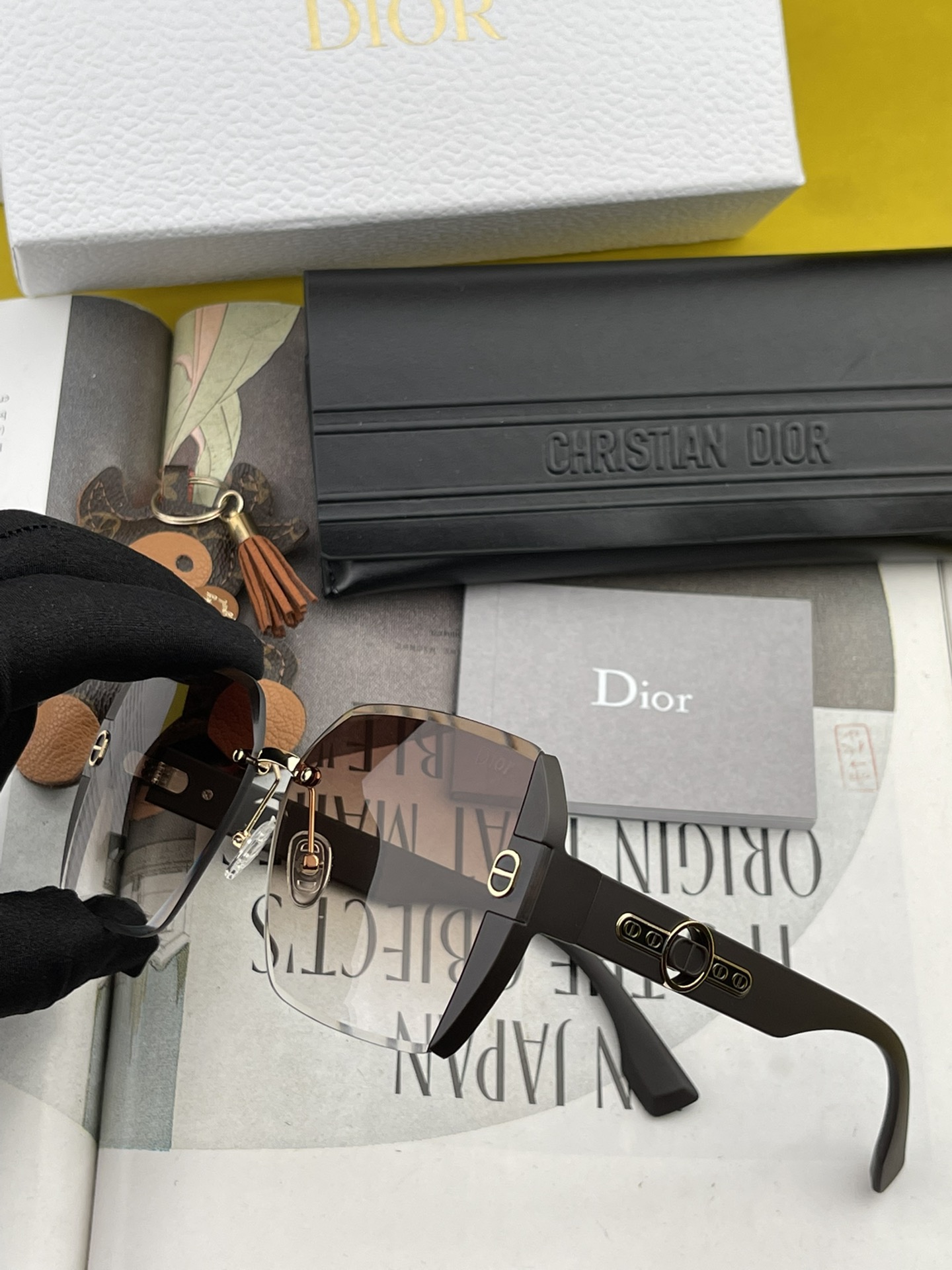 sunglasses Dior D3291 - vstockx