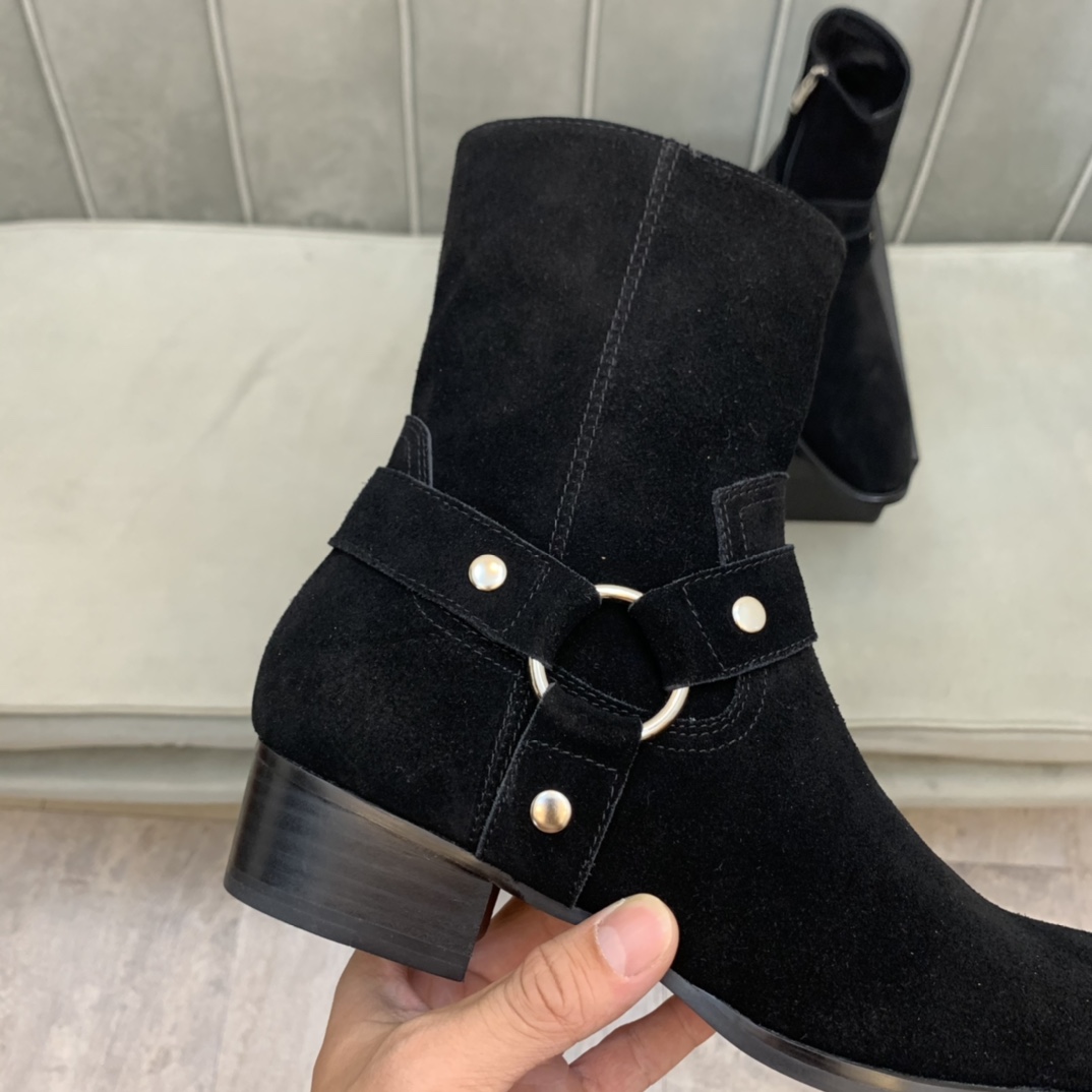 Saint Laurent Boots 2 - vstockx