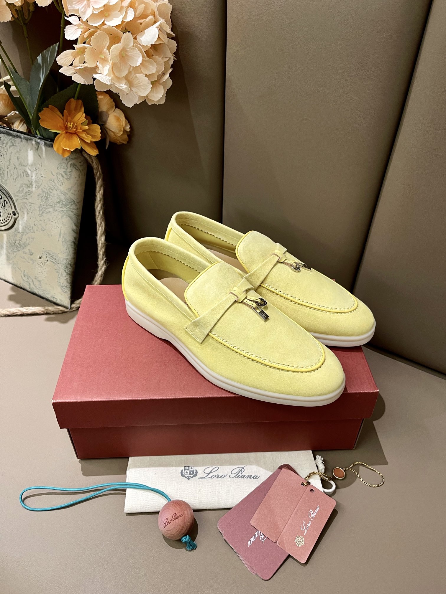 Loro Piana shoes 168 - vstockx