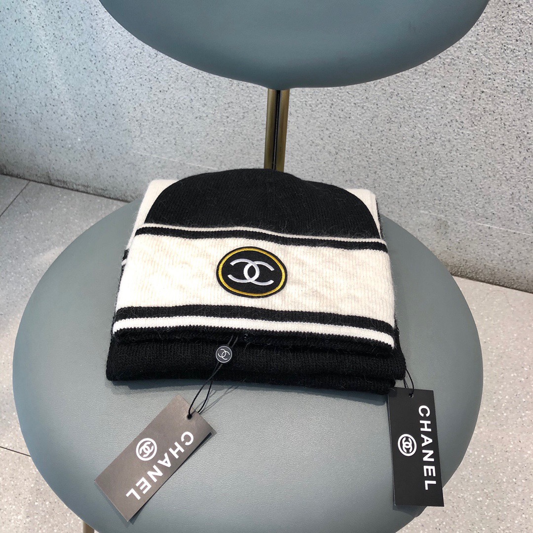 Hat & Scarf Chanel 1 - vstockx