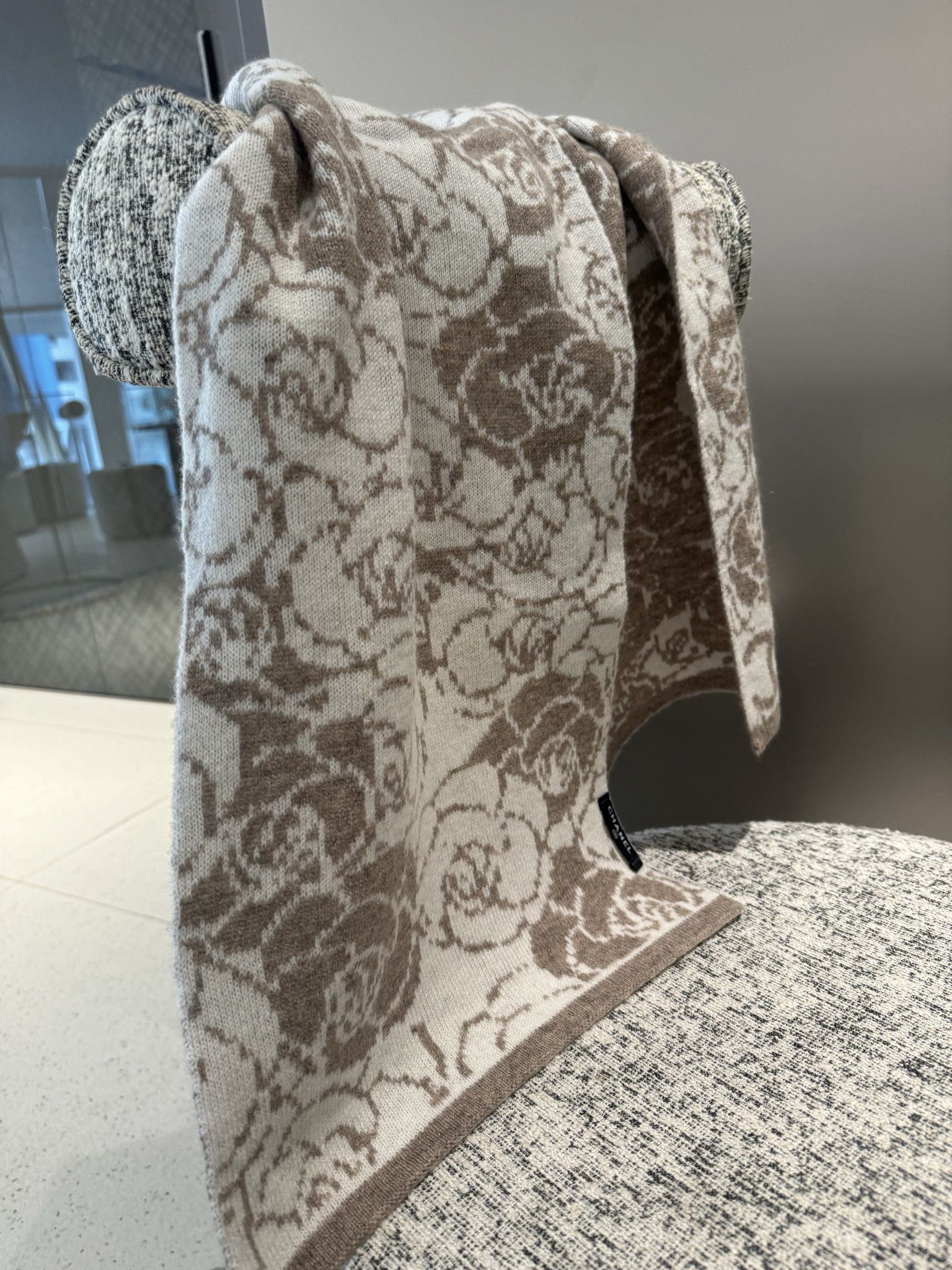 Streetwear Scarf CHANEL 328960 SIZE:180×30cm - vstockx