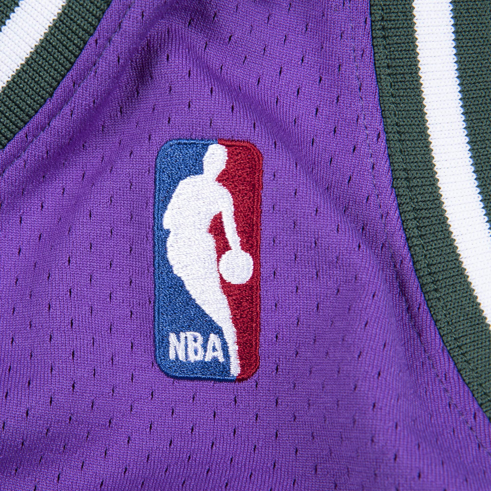 Authentic Jersey Milwaukee Bucks 2000-01 Ray Allen - vstockx