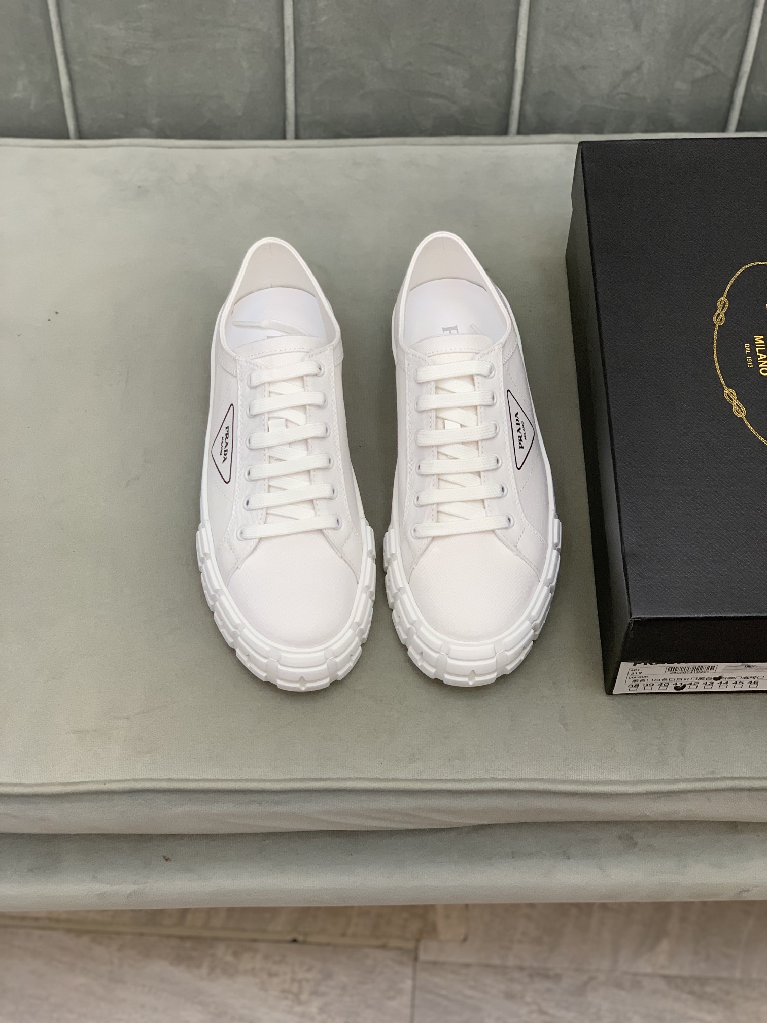Prada Wheel Cassetta sneaker 3 - vstockx