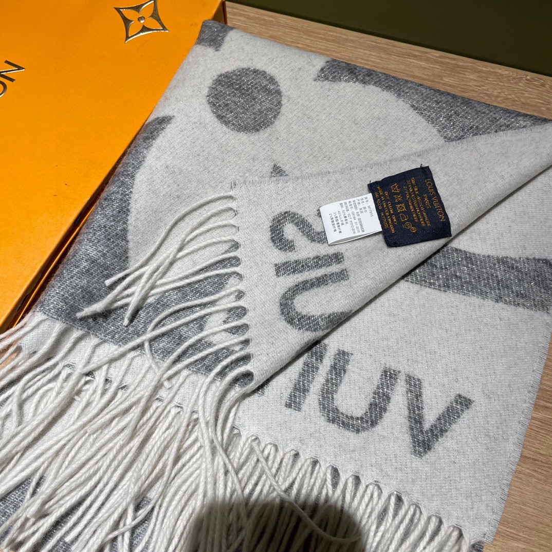 Streetwear Hat LV 329126 - vstockx