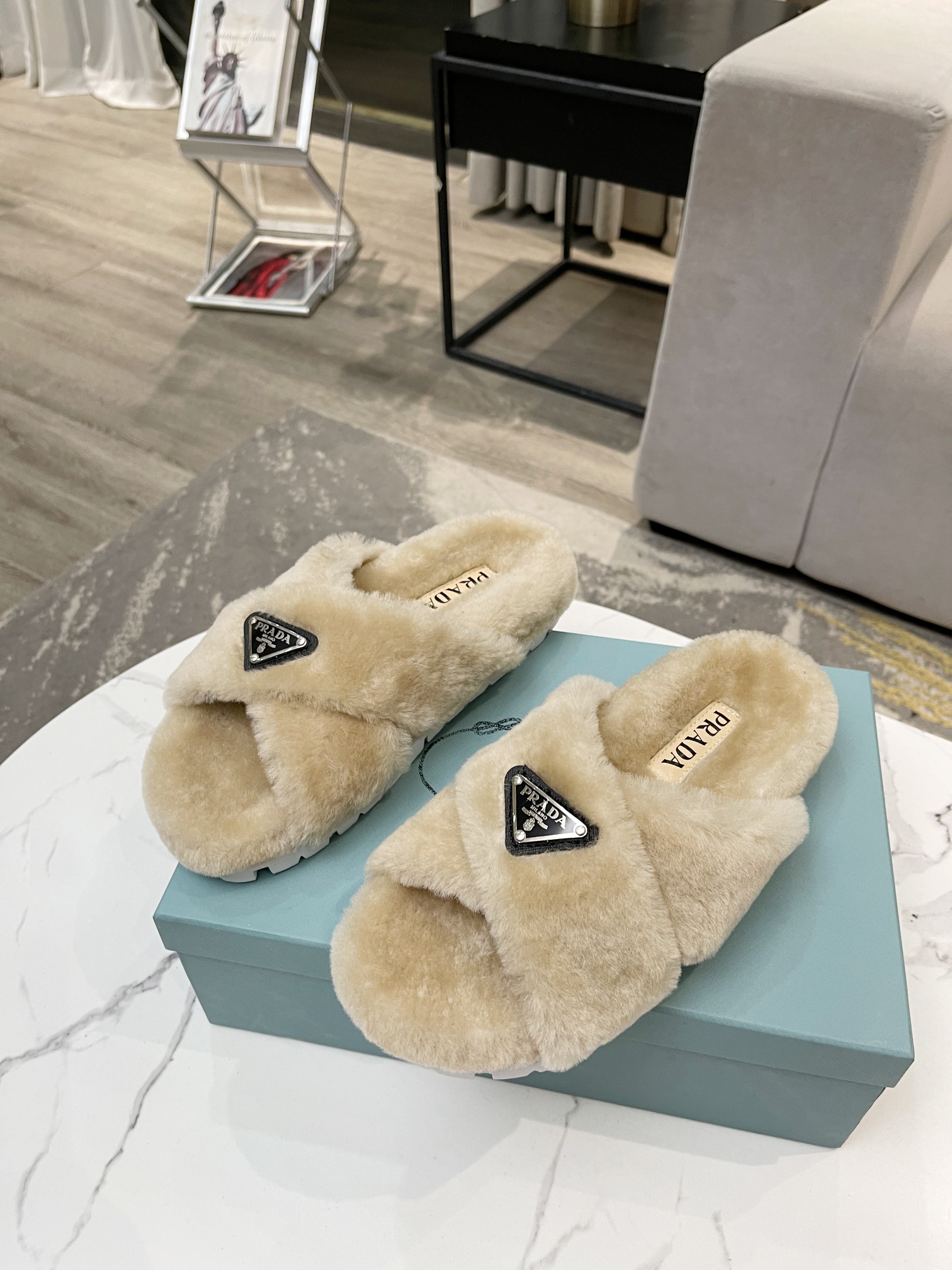 Prada Flat Sandals 2 - vstockx