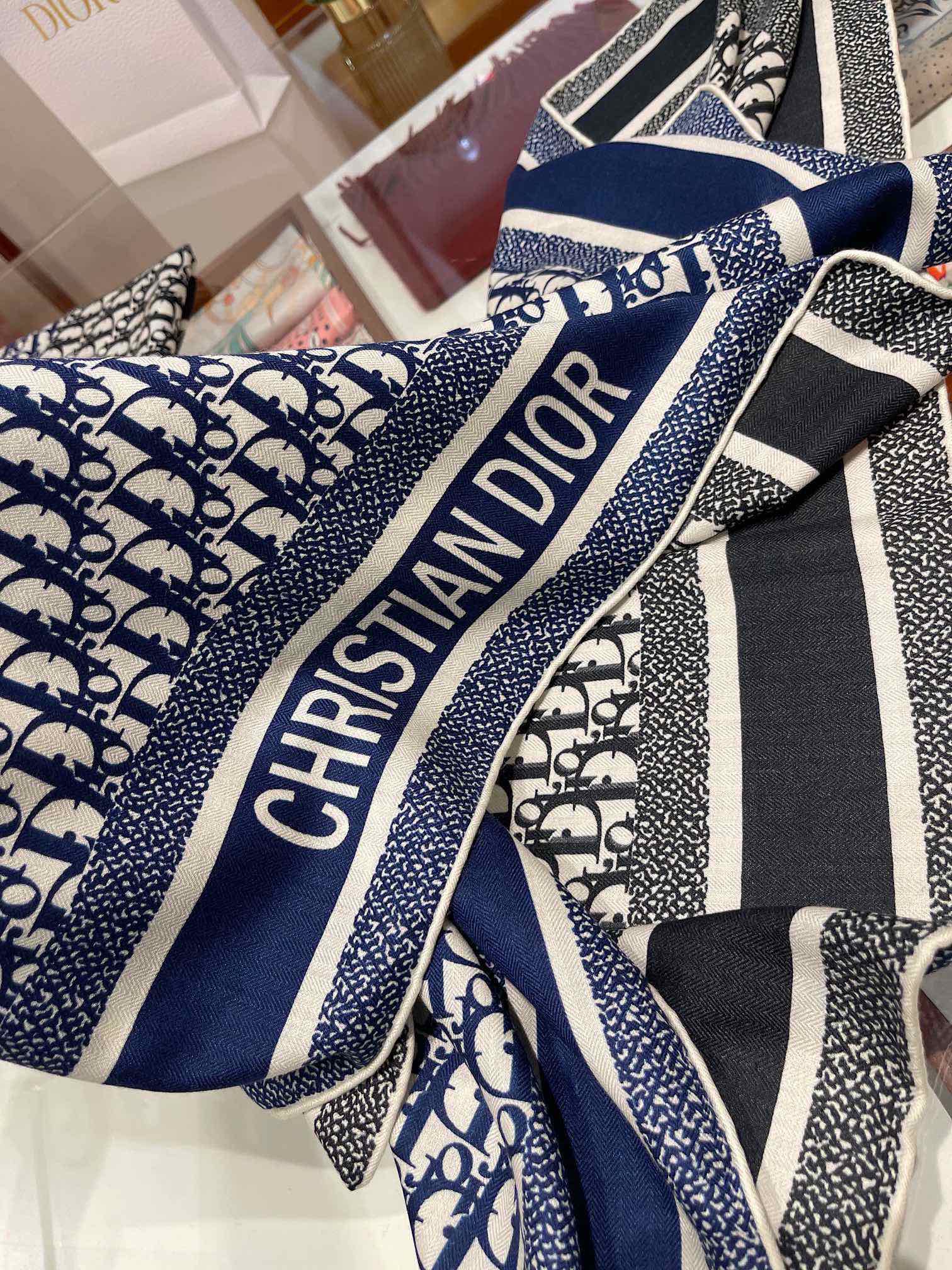 Streetwear Scarf Dior 329003 - vstockx