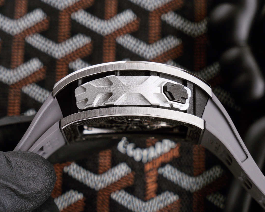 Watches Richard Mille 322509 size:43*50 mm - vstockx