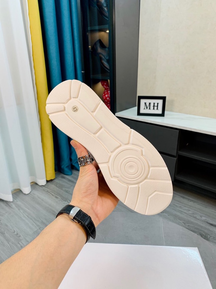 Moncler Low Top Sneaker 1 - vstockx