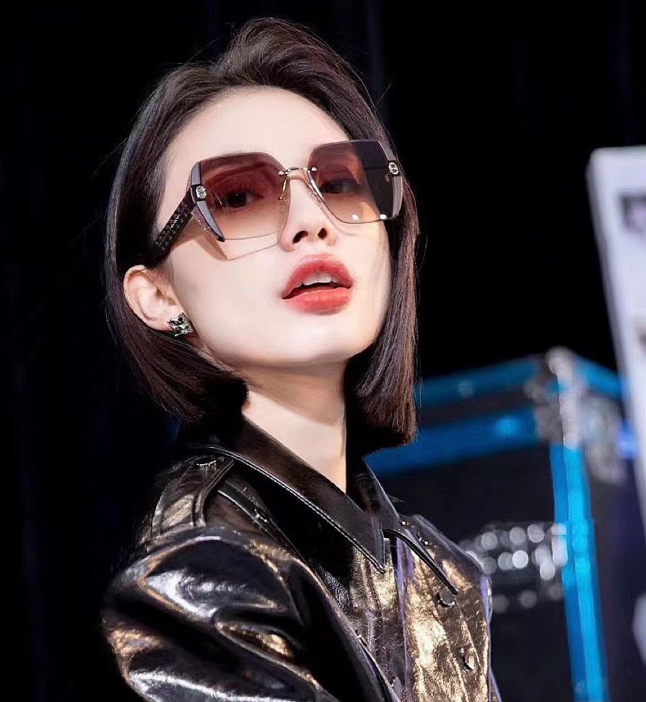 sunglasses Dior CD5296 - vstockx