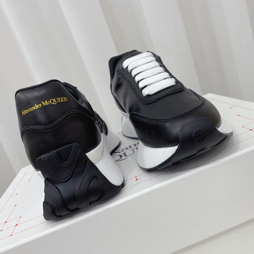 Alexande McQueen Breathable Mesh Sand Inside 4.5cm Size 35-40 - vstockx