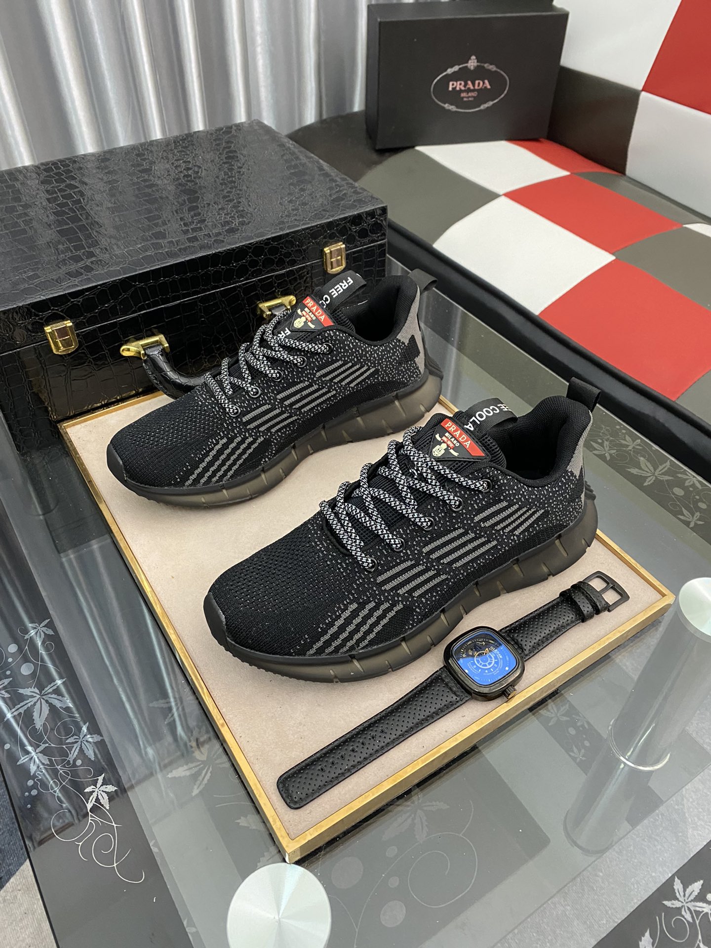 Prada Low Top sneaker 17 - vstockx