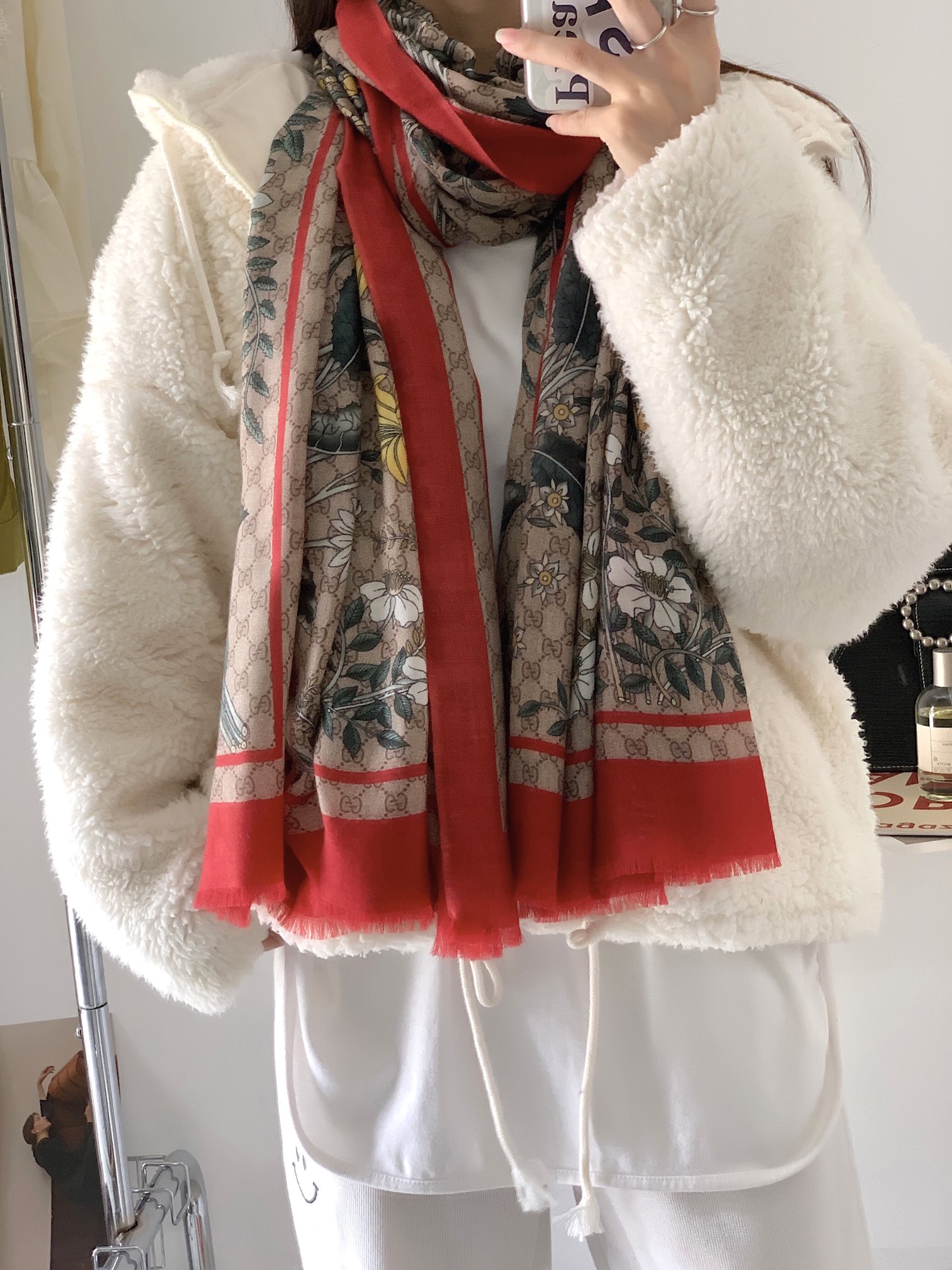 Streetwear Scarf GUCCI 328985 SIZE:110*200cm - vstockx