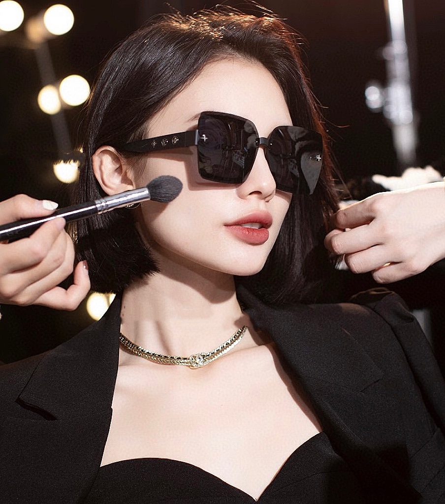 Sunglasses Louis Vuitton L7291 - vstockx