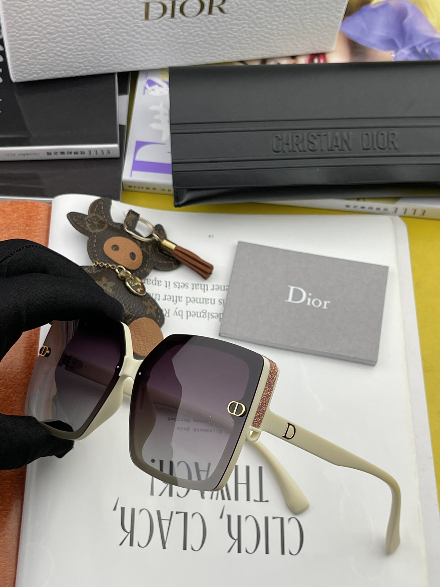 sunglasses Dior CD4971 - vstockx