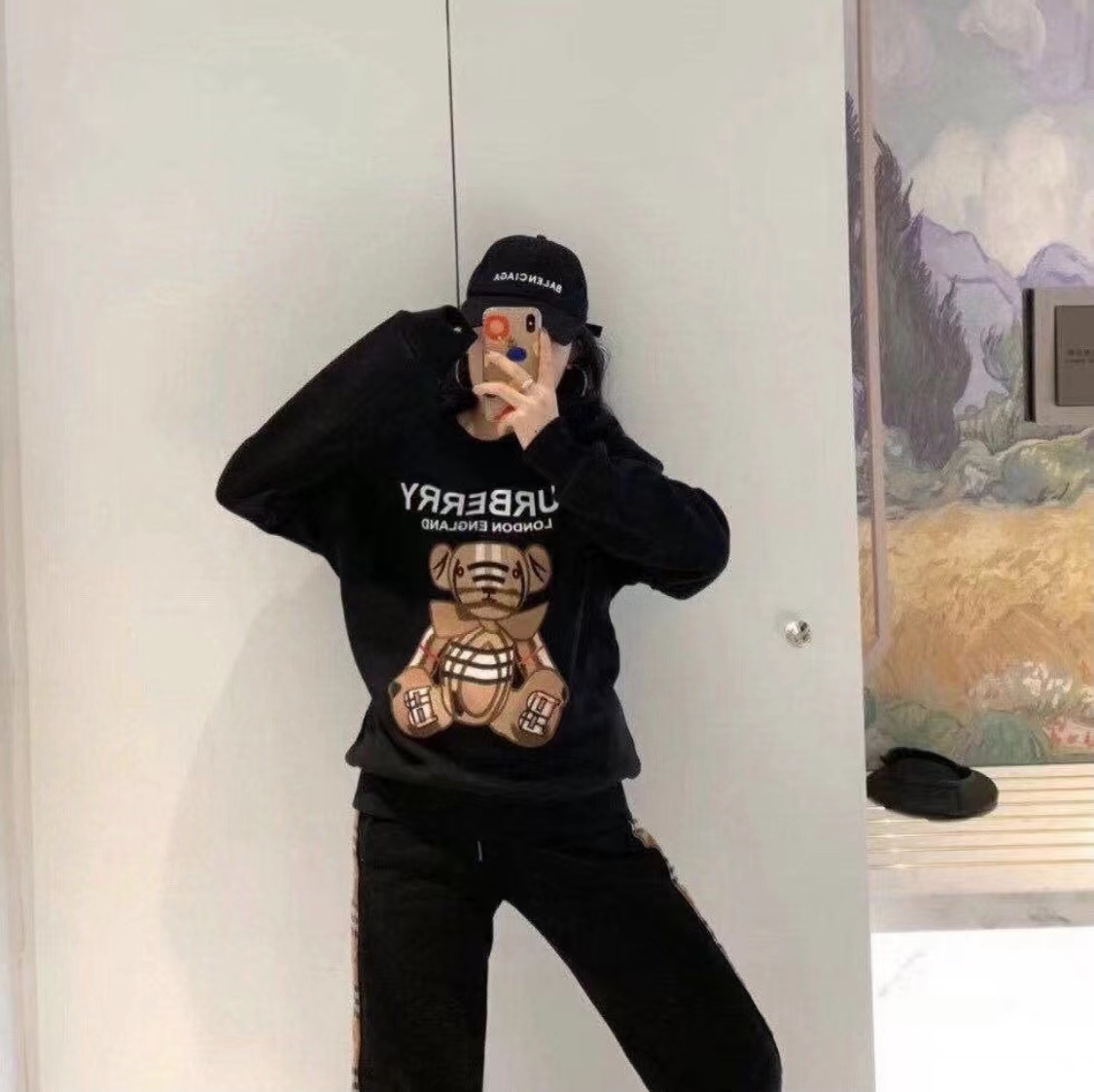 Clothes Burberry 816 - vstockx