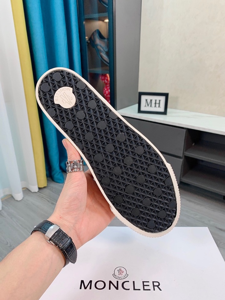 Moncler Lissex High Top Sneakers 8 - vstockx