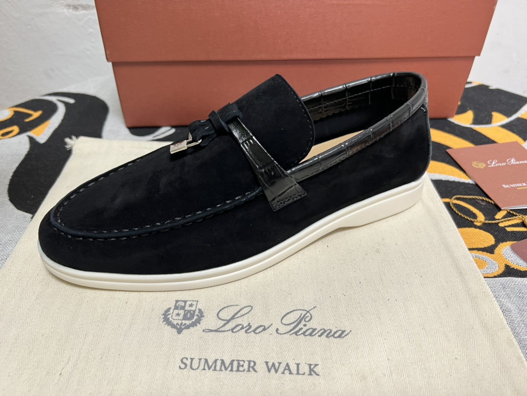 Loro Piana shoes 163 - vstockx