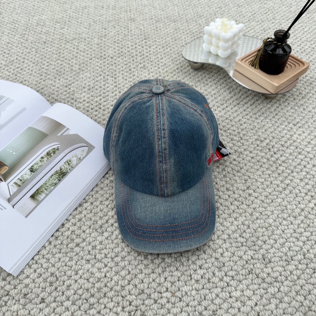 Streetwear Hat Diesel 329342 - vstockx