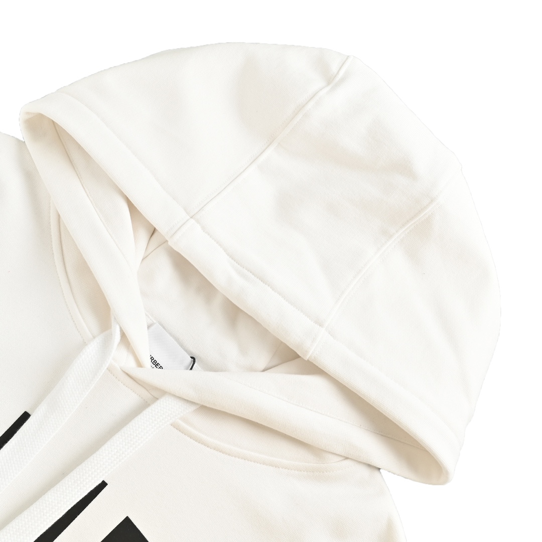 Clothes Burberry 825 - vstockx