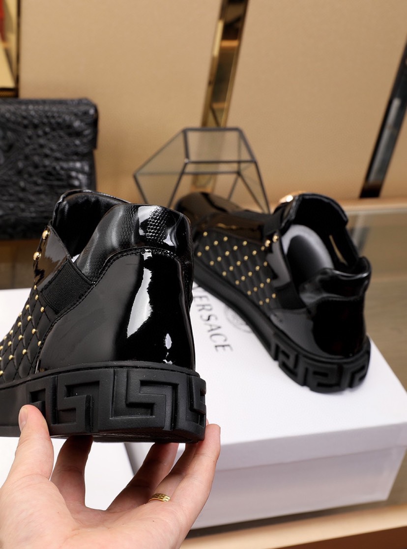 Versace High Top Sneaker 2 - vstockx