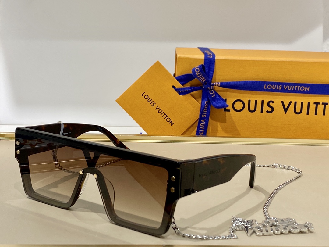 Sunglasses Louis Vuitton Waimea Z1583E SIZE:148-145 - vstockx