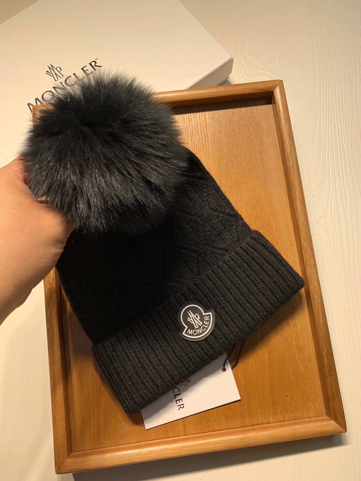 Hat Moncler 4 - vstockx