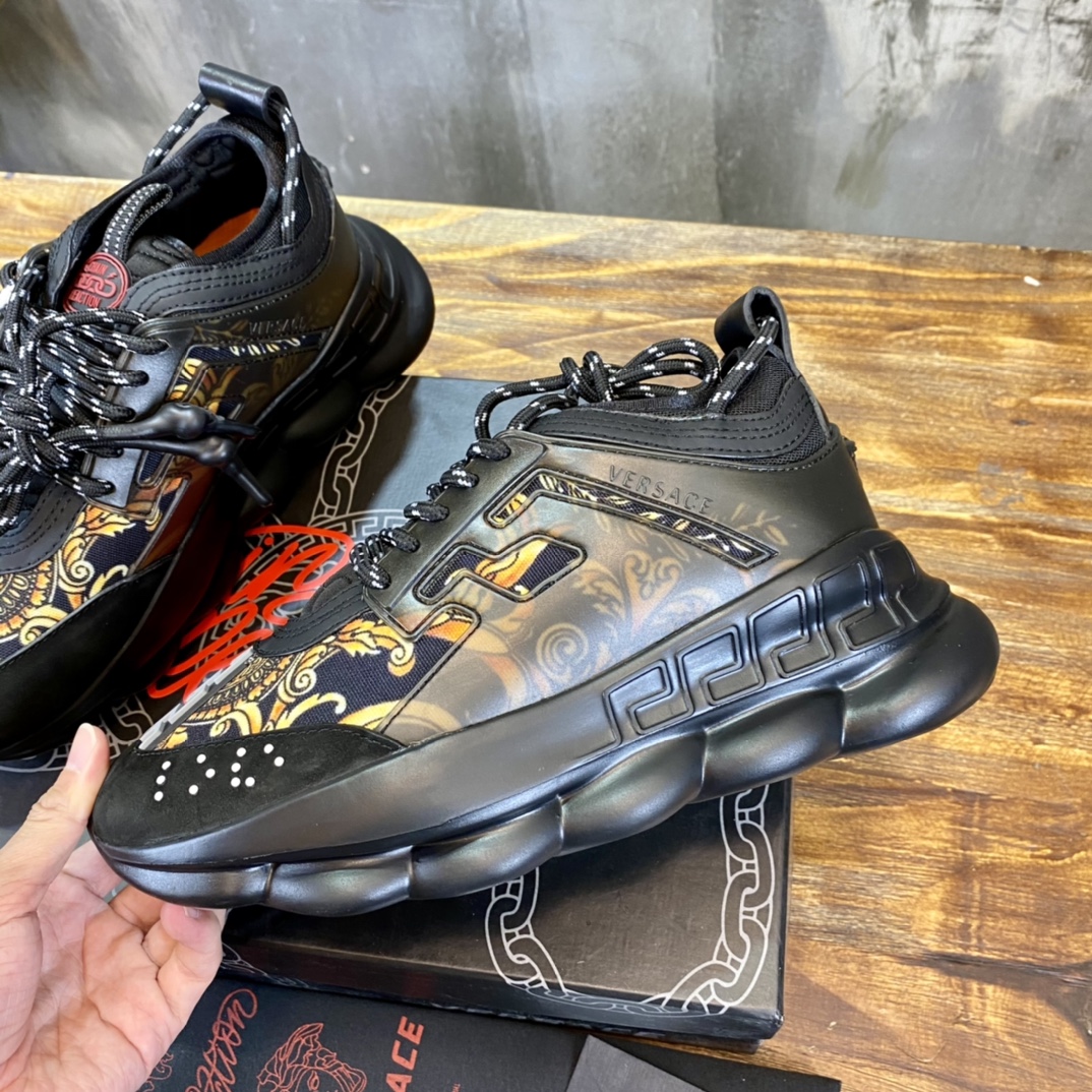 Versace Chain Reaction Central Greek Key Print Black - vstockx