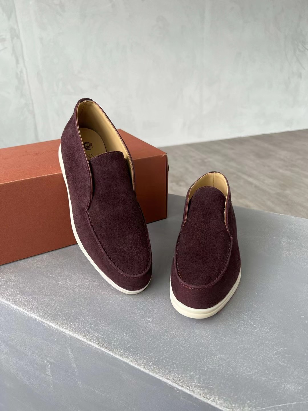 Loro Piana shoes 229 - vstockx