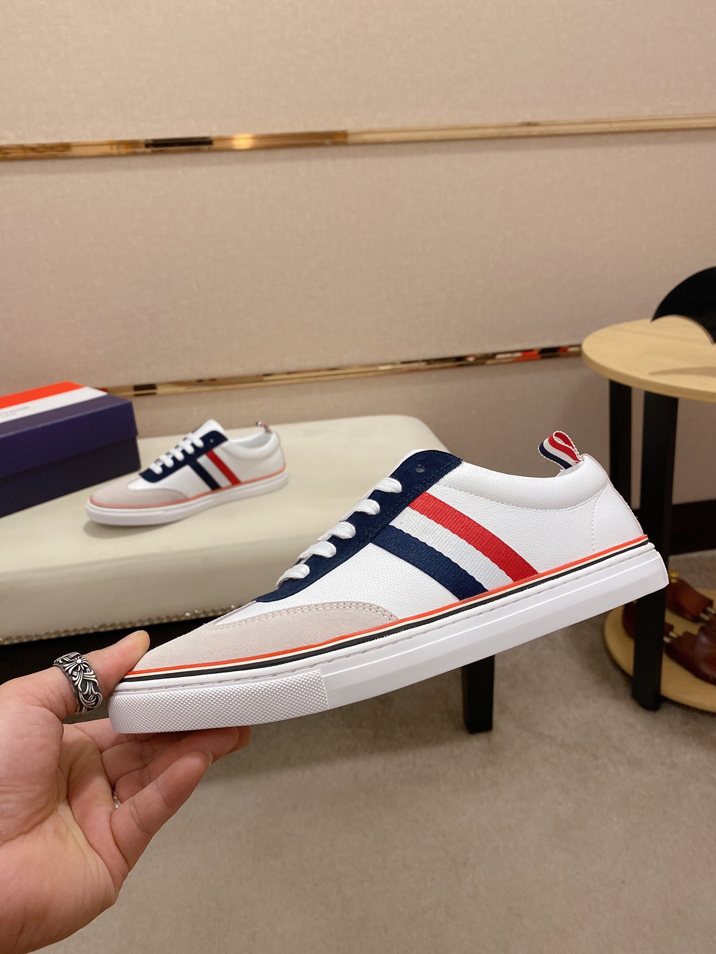 Thom Browne Low Top Sneaker 6 - vstockx