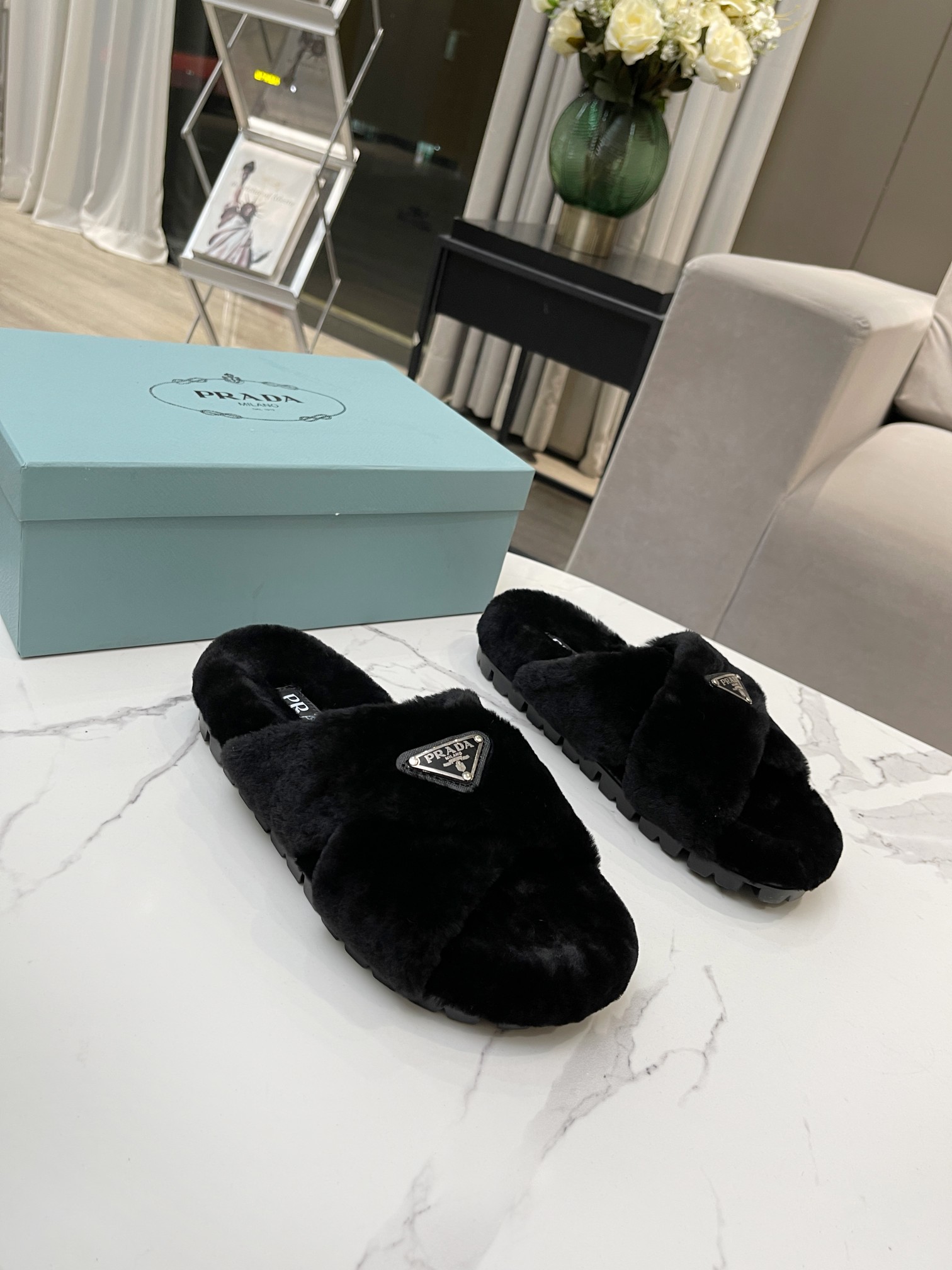 Prada Flat Sandals 3 - vstockx