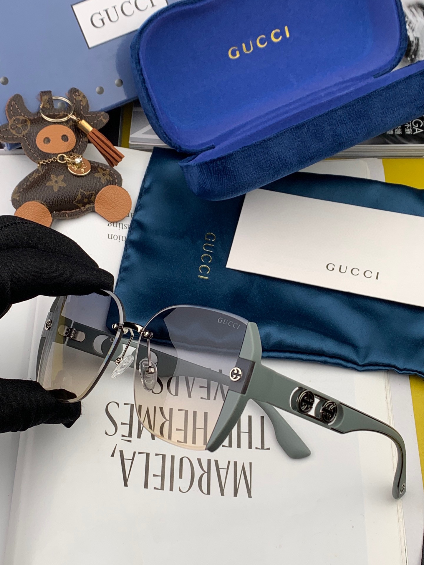 Sunglasses Gucci G0296 - vstockx