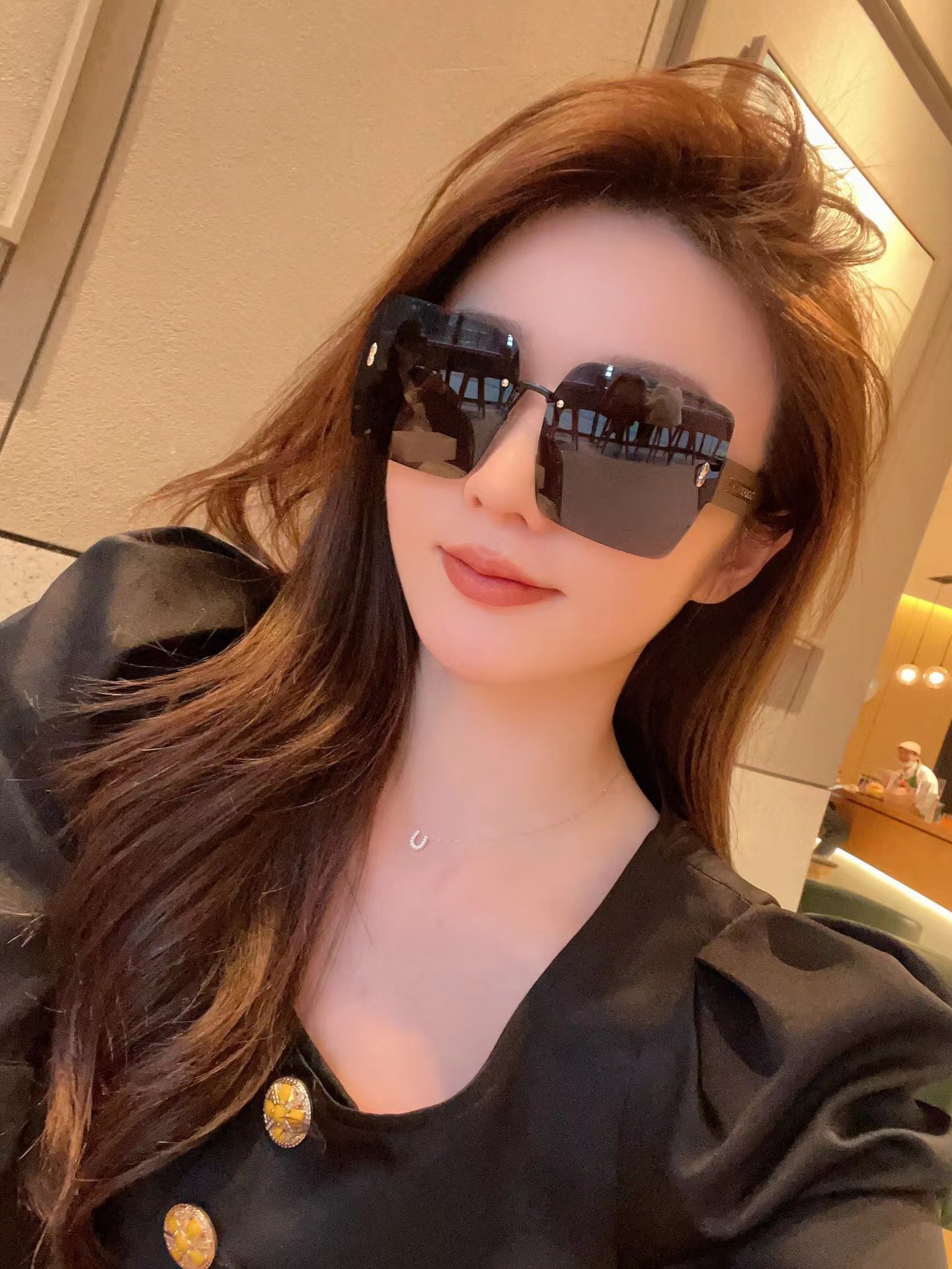 Sunglasses Louis Vuitton L1022 - vstockx