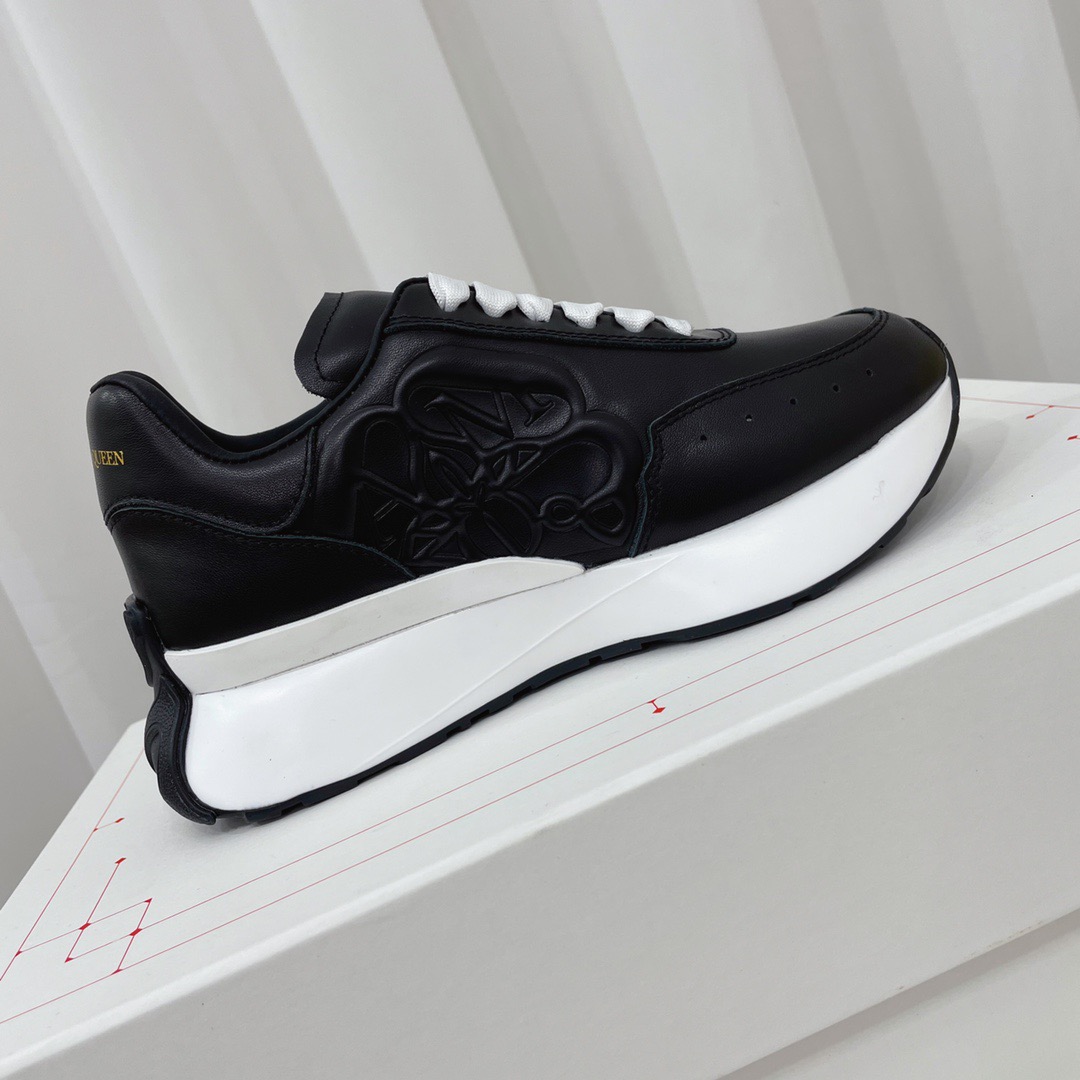 Alexande McQueen Breathable Mesh Sand Inside 4.5cm Size 35-40 - vstockx
