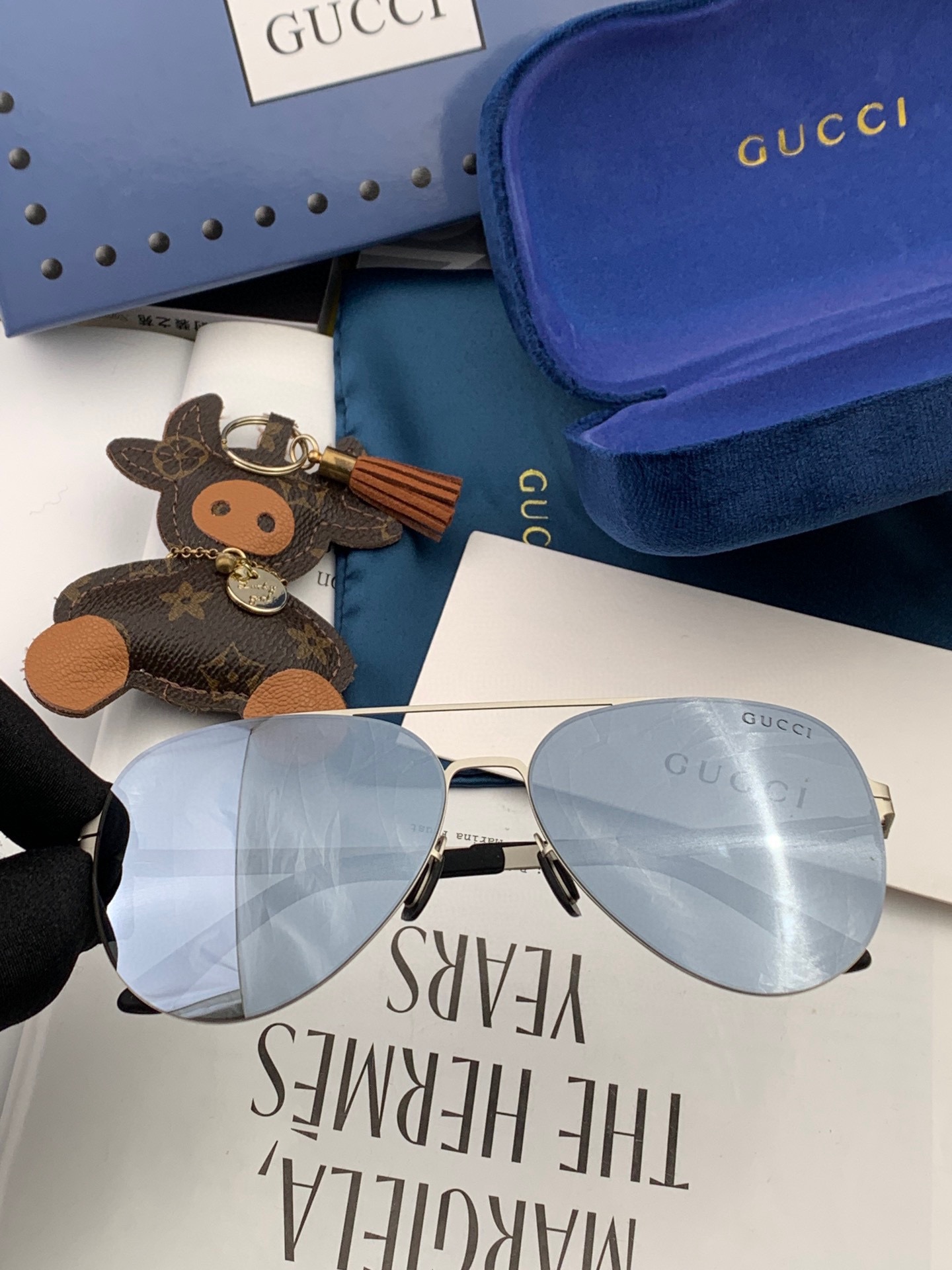 Sunglasses Gucci G1732 - vstockx