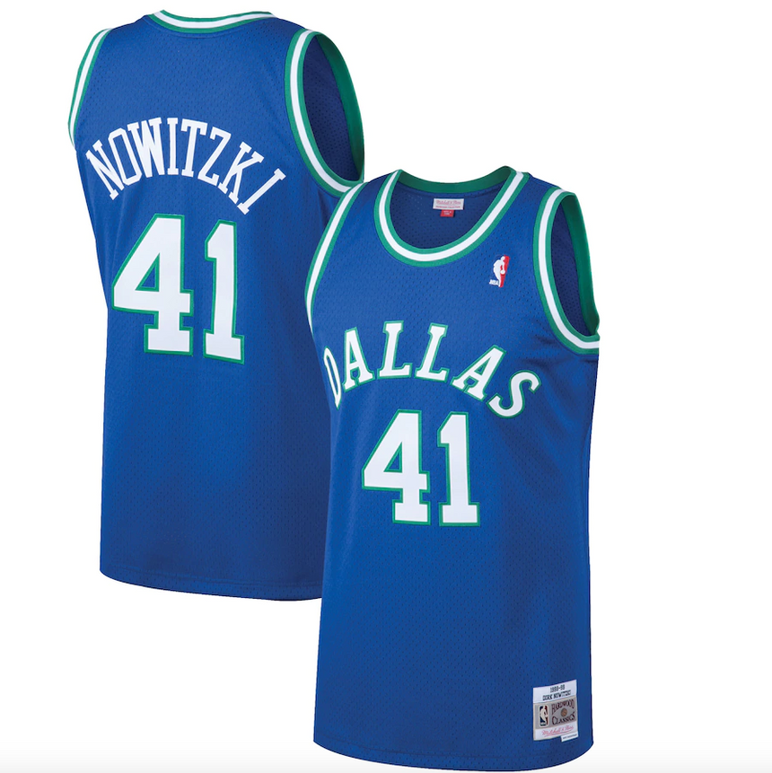 Men's Dallas Mavericks Dirk Nowitzki Mitchell & Ness Blue 1998-99 Hardwood Classics Swingman Jersey - vstockx