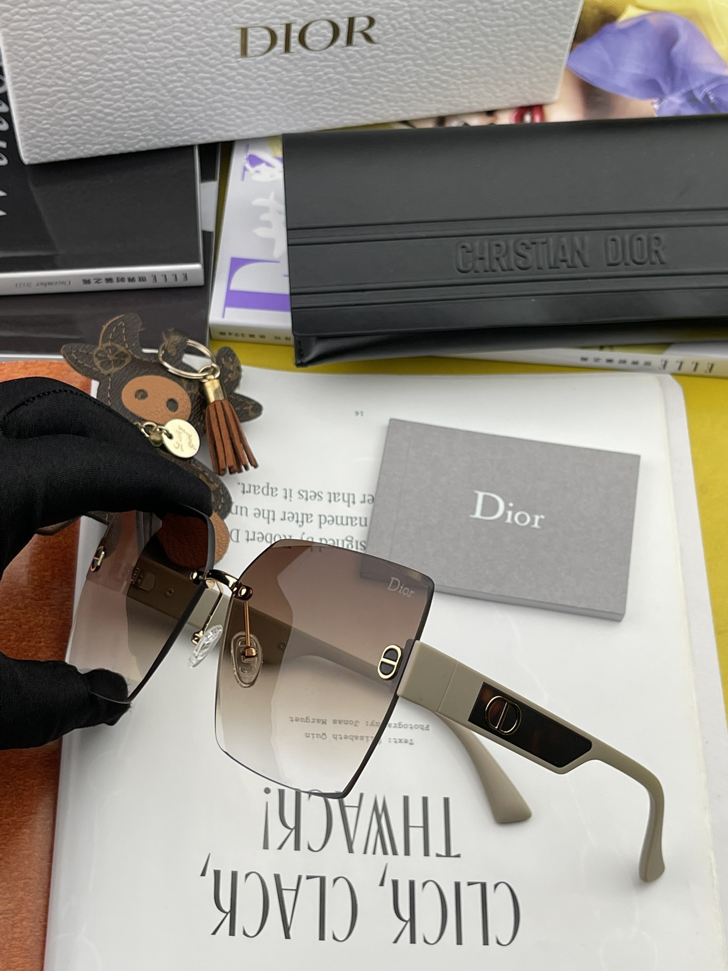 sunglasses Dior CD7159 - vstockx