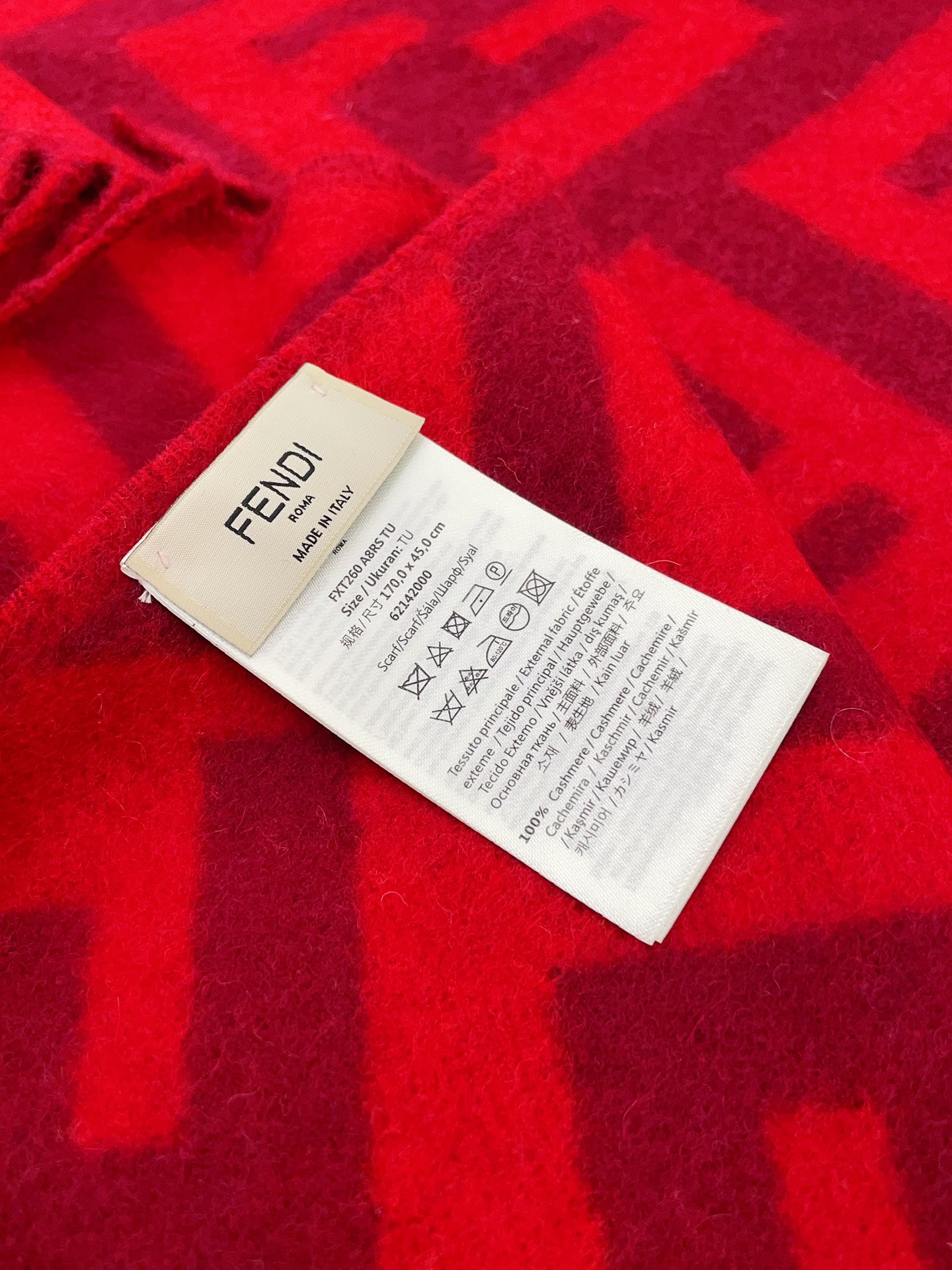 Streetwear Hat Fendi 328875 - vstockx