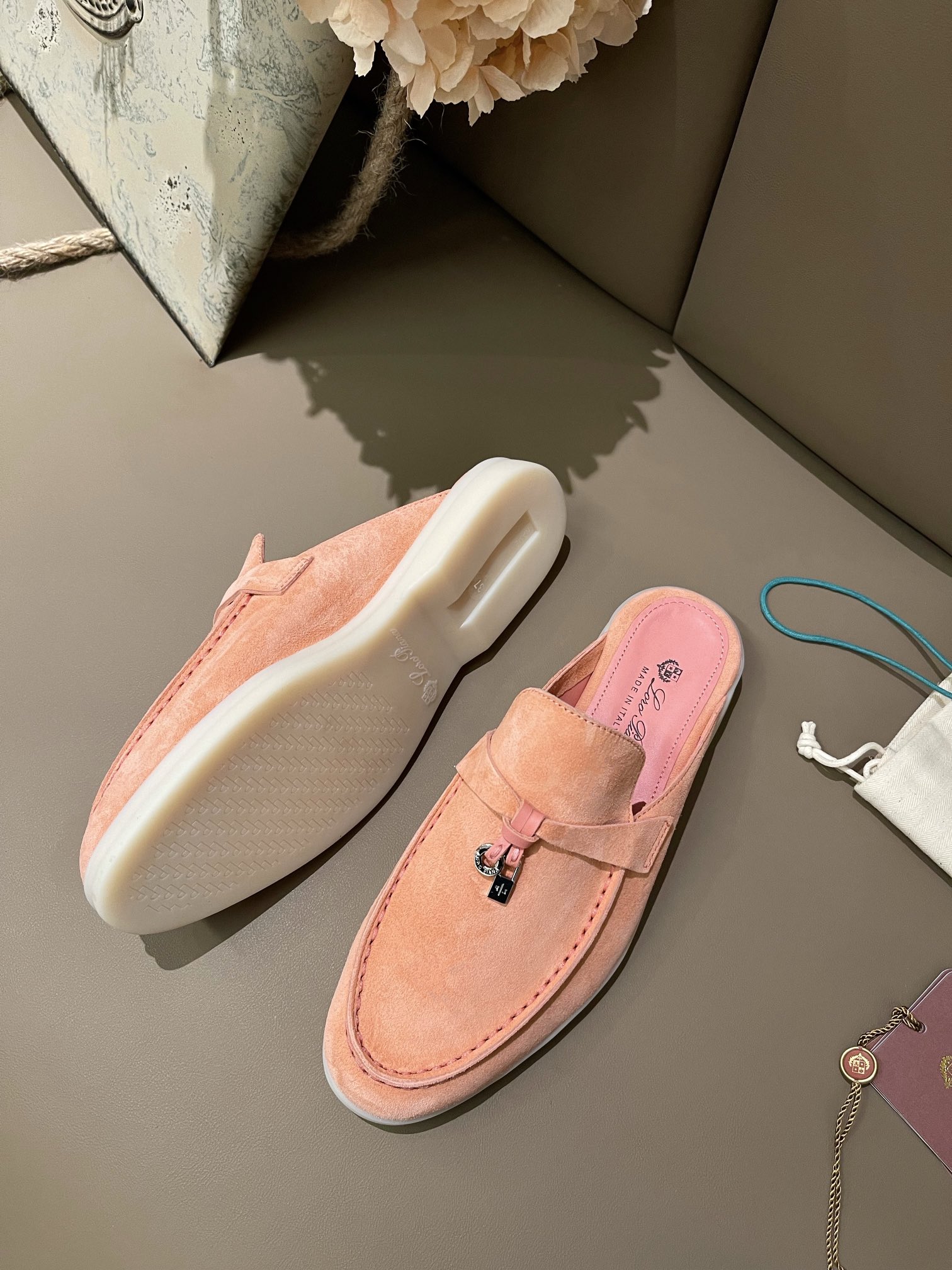 Loro Piana shoes 252 - vstockx