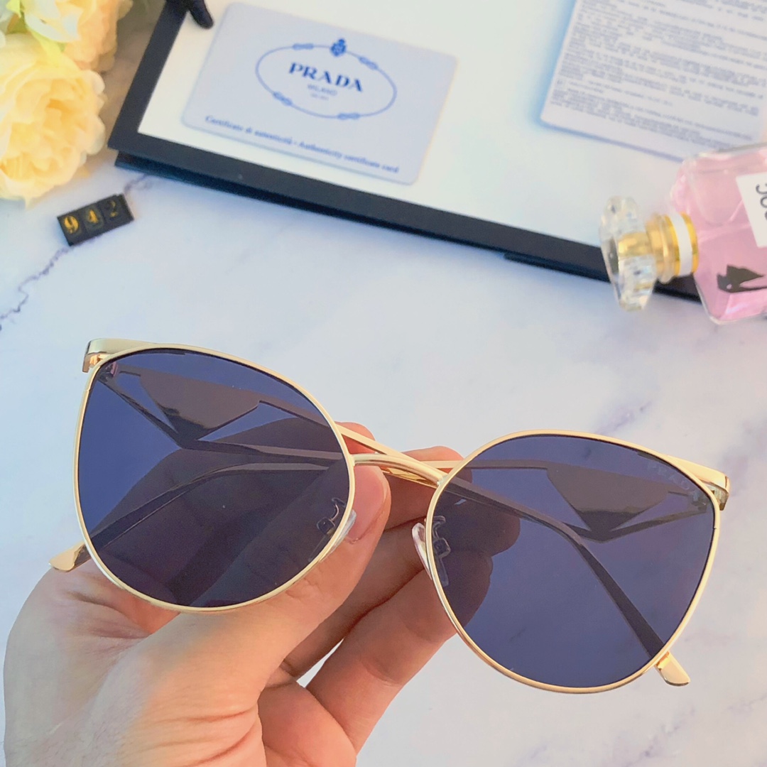 Sunglasses Prada 1 - vstockx