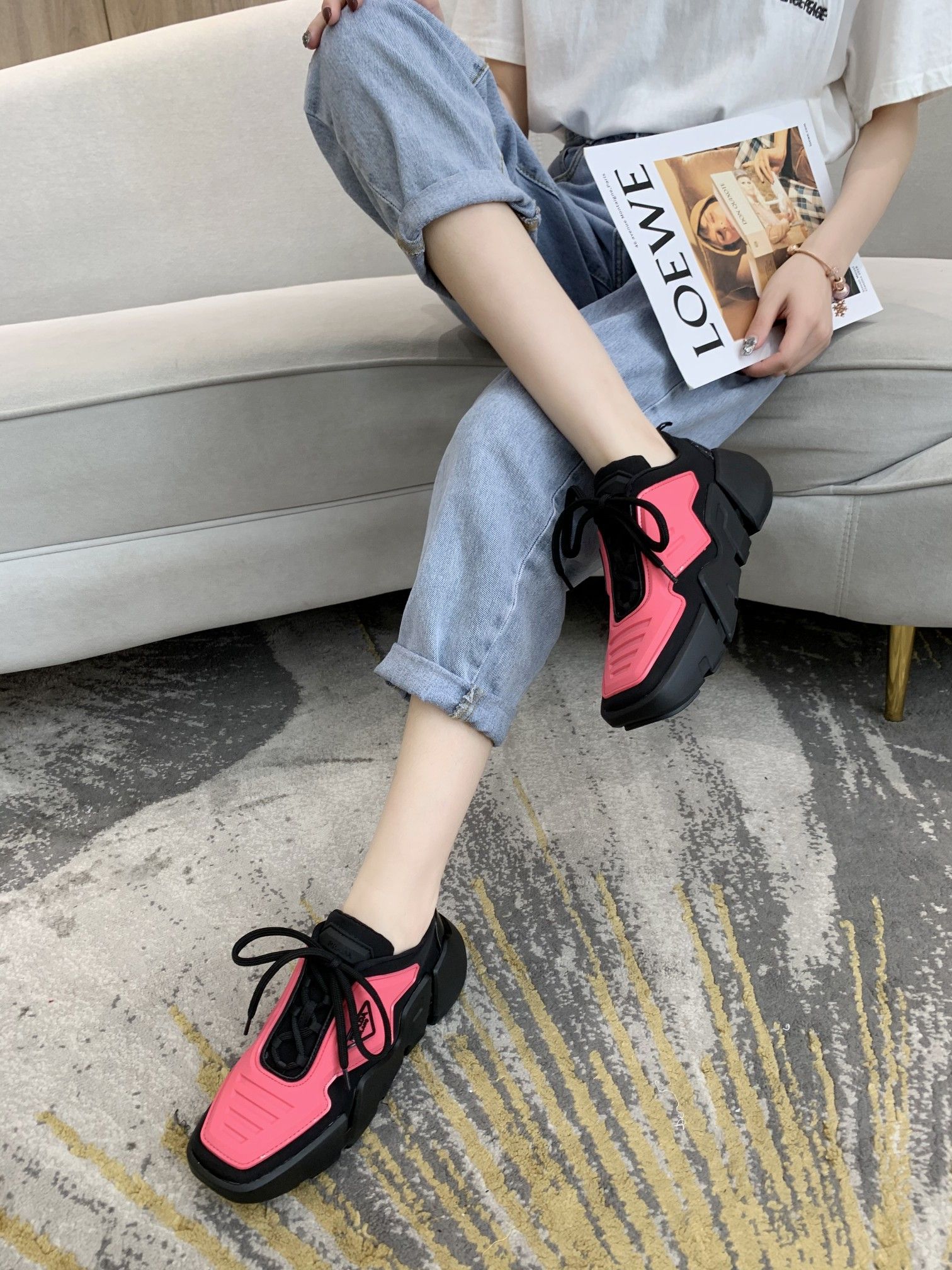 Prada Low Top sneaker 46 - vstockx