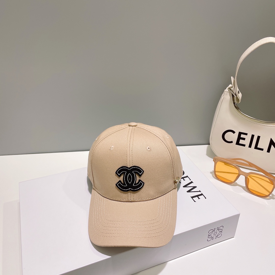 Streetwear Hat Chanel 329028 - vstockx