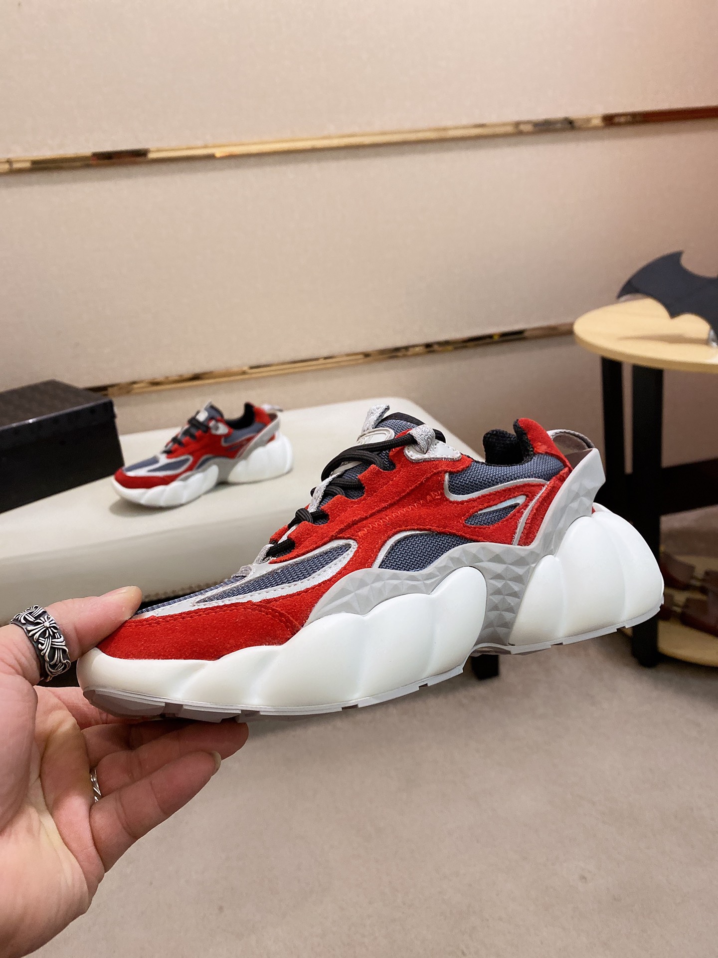 MCM Low Top Logo Lace-up Sneakers 7 - vstockx