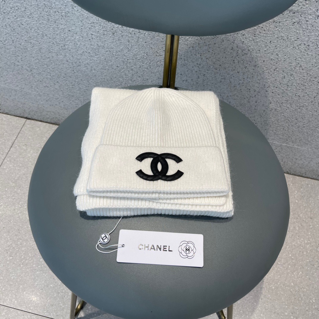 Hat & Scarf Chanel 4 - vstockx