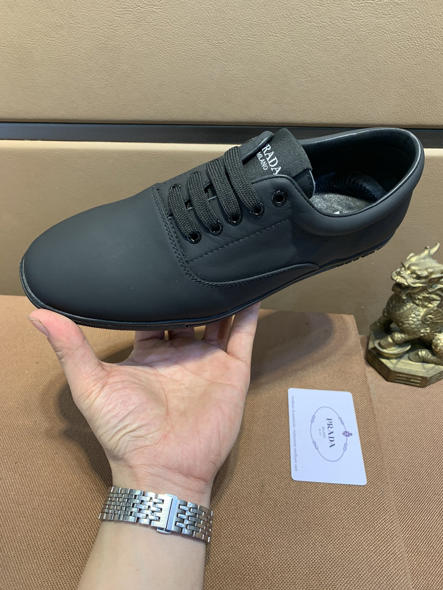 Prada Low Top sneaker 21 - vstockx