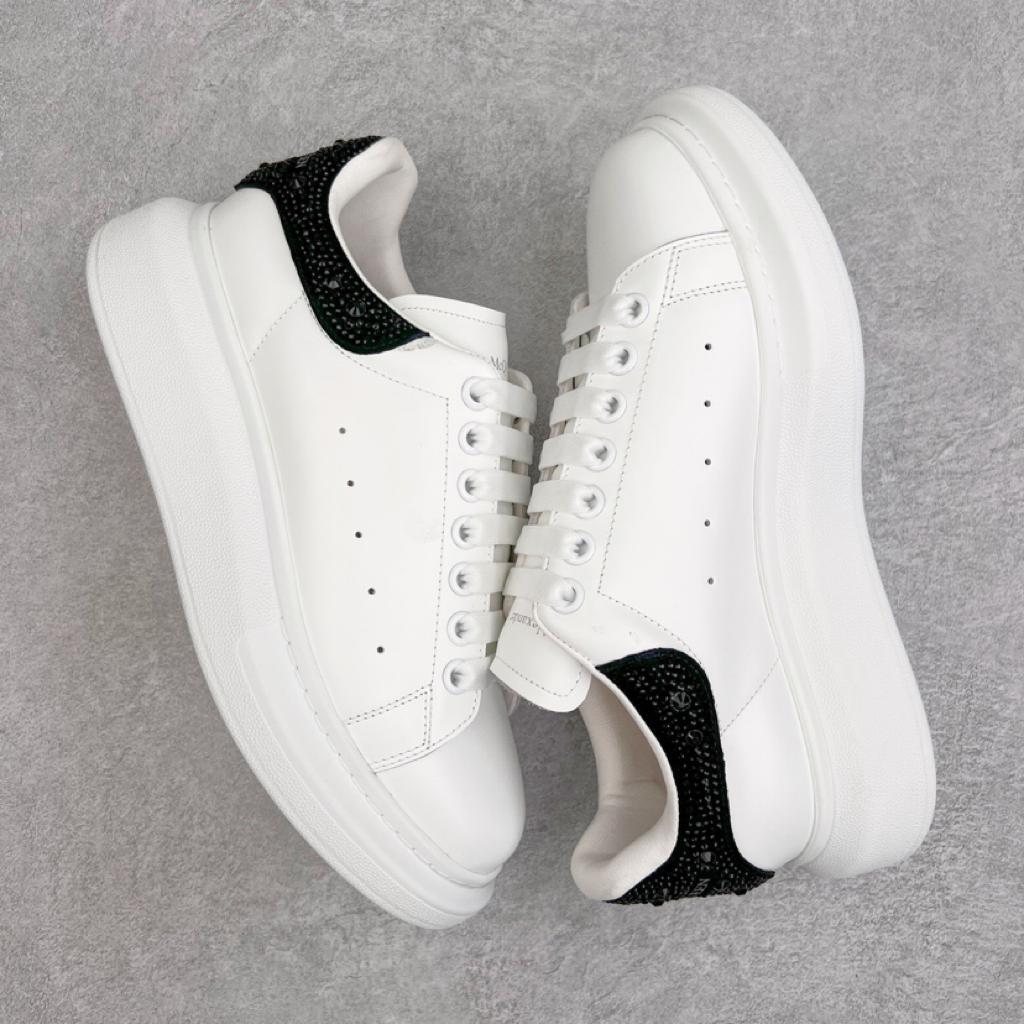 Alexander McQueen Oversized Sneaker in White/jet Black - vstockx